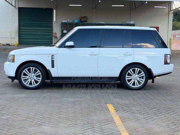 Land Rover Range Rover Vogue 2010 White
