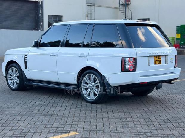 Land Rover Range Rover Vogue 2010 White