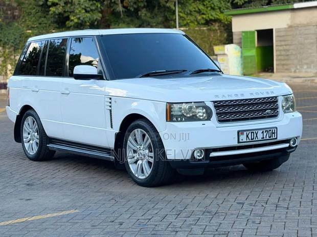 Land Rover Range Rover Vogue 2010 White