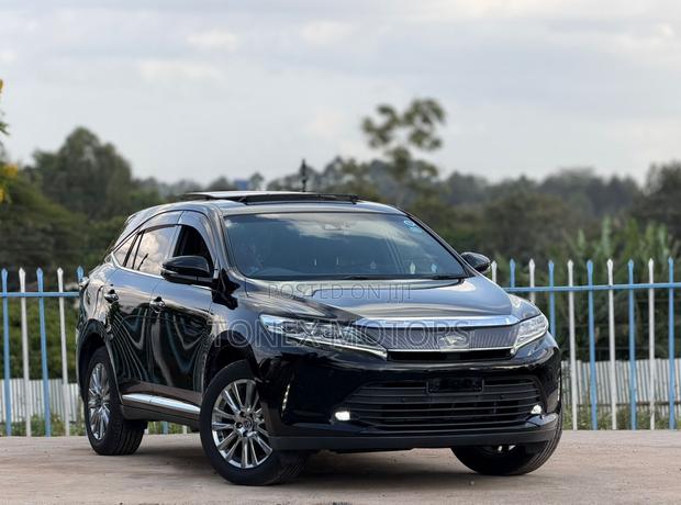 Toyota Harrier 2.0 2019 Black