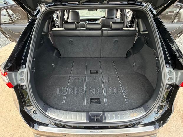 Toyota Harrier 2.0 2019 Black