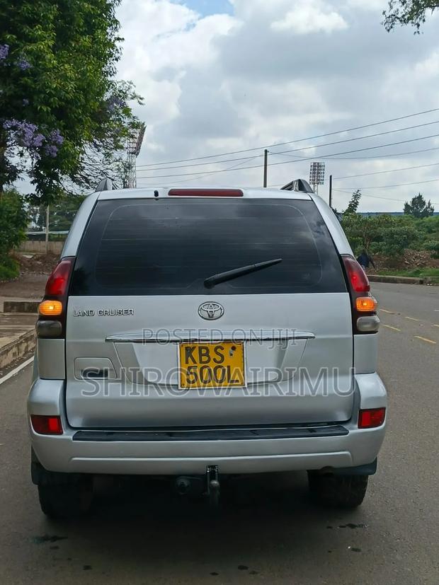 Toyota Land Cruiser Prado 2006 Silver