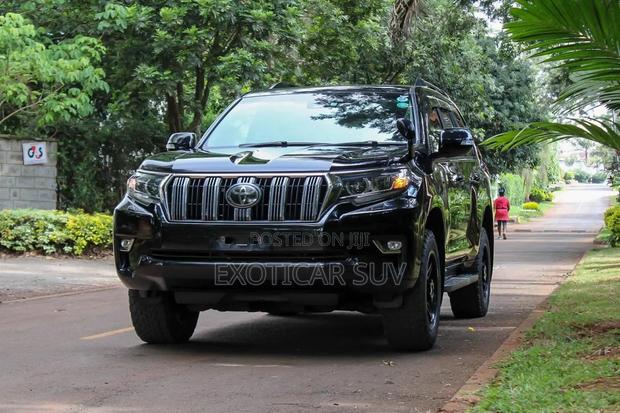 Toyota Land Cruiser Prado 2017 Black