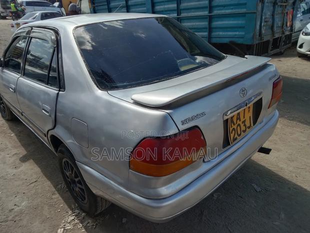 Toyota Corolla 1998 Silver