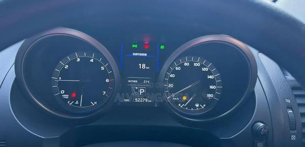 Toyota Land Cruiser Prado 4.0 Petrol TX 2016 White
