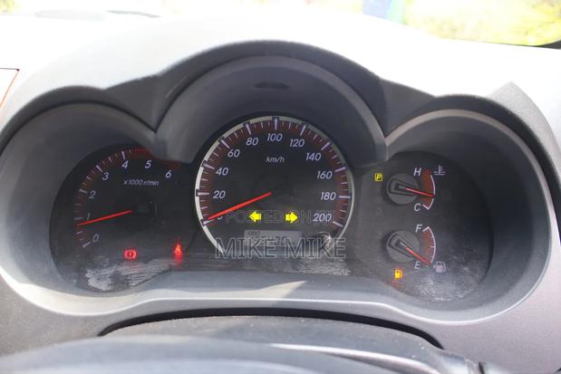 Toyota Hilux 3.0 D-4D 4x4 2015 Silver