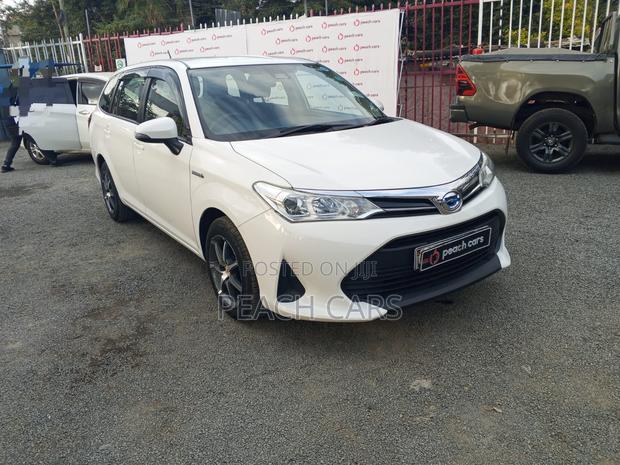 Toyota Corolla Fielder 2019 White