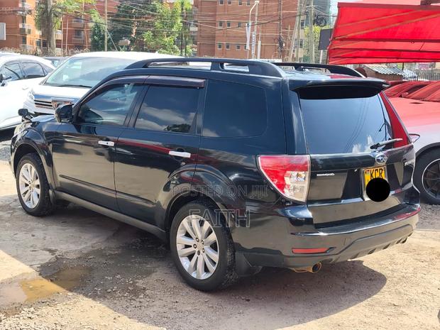 Subaru Forester 2011 Black