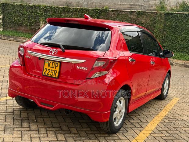 Toyota Vitz 1.3 FWD 3dr 2016 Red