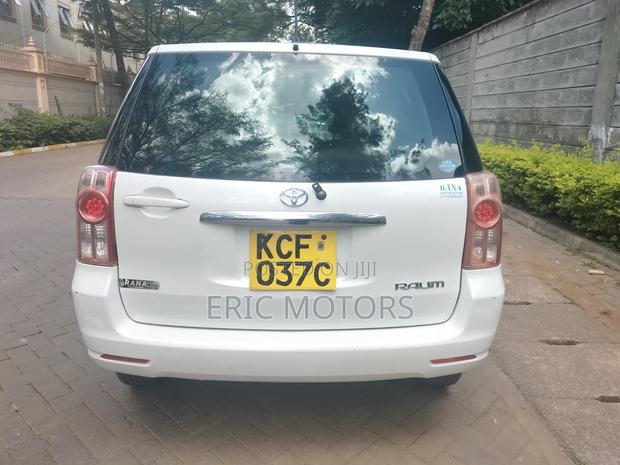 Toyota Raum 2005 White