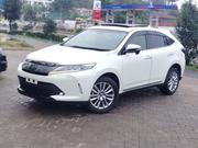Toyota Harrier 2.0 2020 Pearl for sale