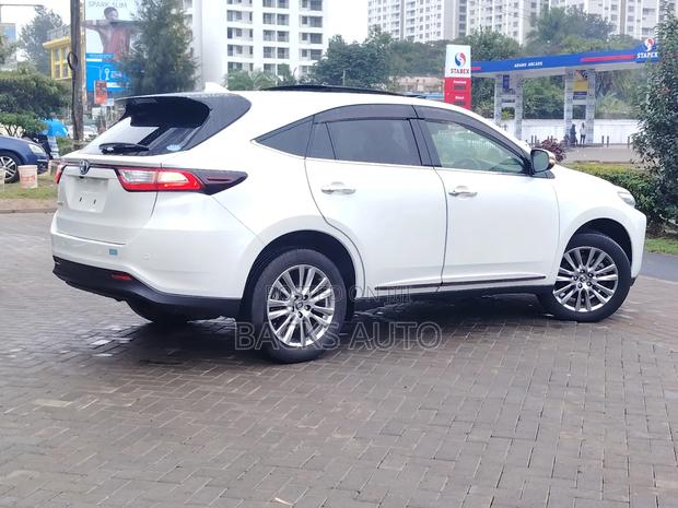Toyota Harrier 2.0 2020 Pearl
