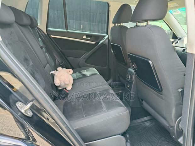 Volkswagen Tiguan 2.0 S 4Motion 2012 Black