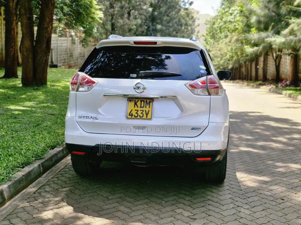 Nissan X-Trail 2017 White
