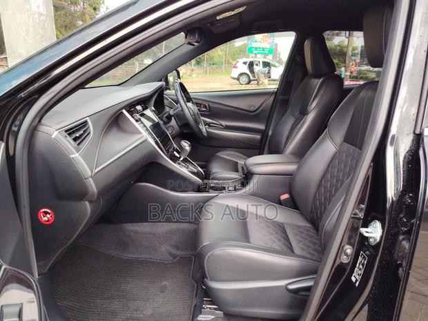 Toyota Harrier 2.0 2019