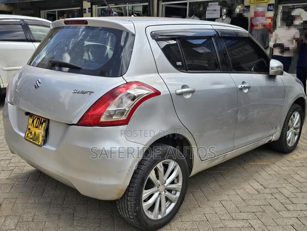 Suzuki Swift 2017 Silver