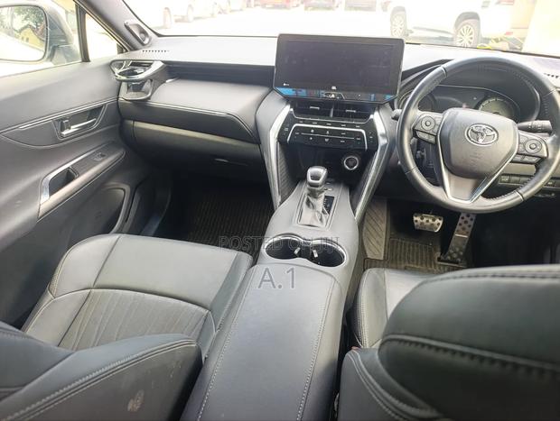 Toyota Harrier 2020 White