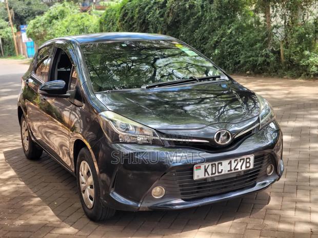 Toyota Vitz 2014 Black