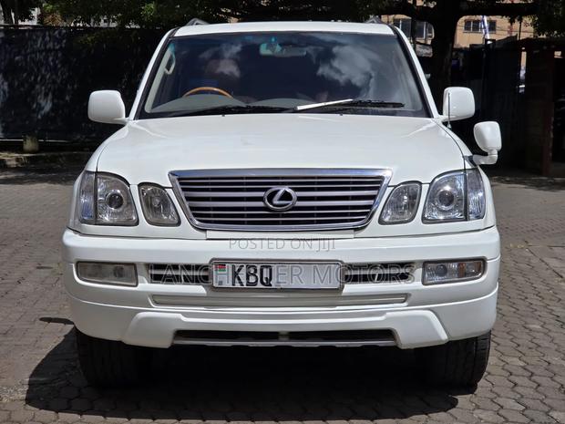 Toyota Land Cruiser 2005 White