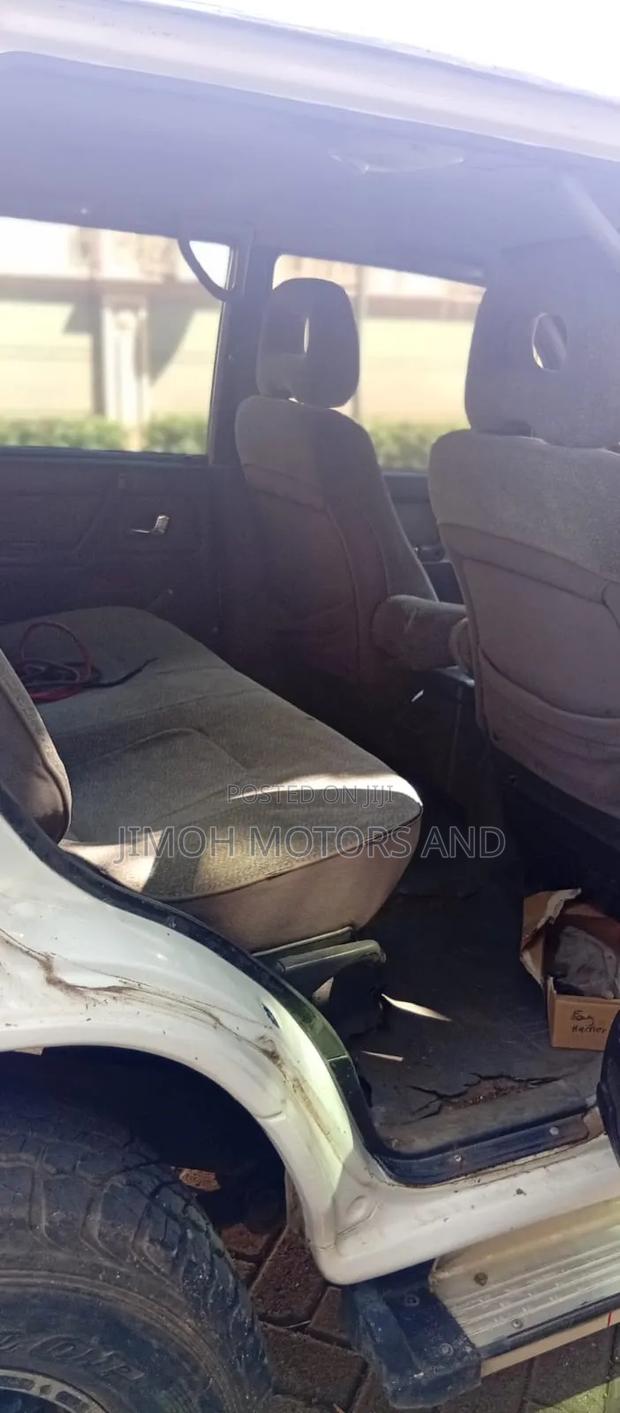 Mitsubishi Pajero 2009 White