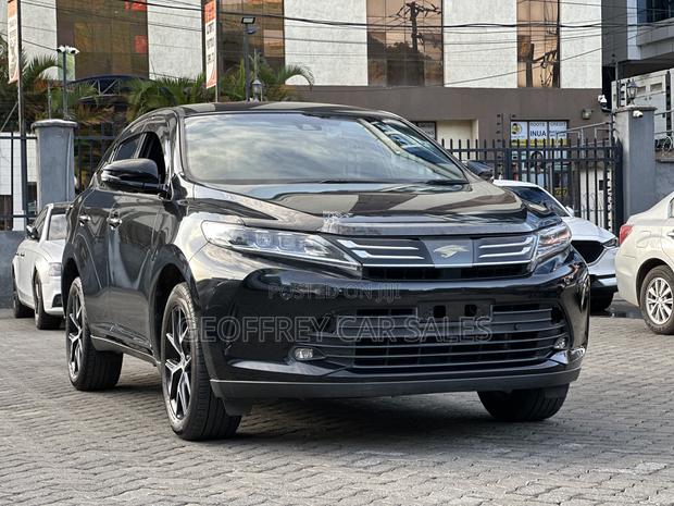 Toyota Harrier 2.0 2019 Black