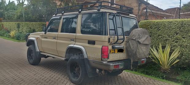 Toyota Land Cruiser 4.5 V8 DSL 2014 Beige