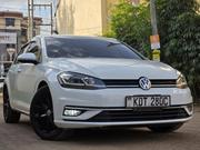 Volkswagen Golf 2017 White for sale