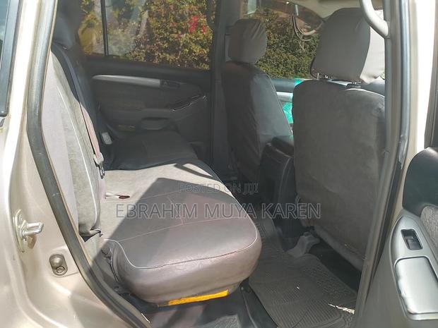Toyota Land Cruiser Prado 2004 Gold