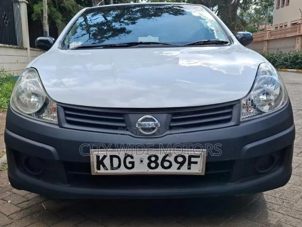 Nissan Advan 2014 White