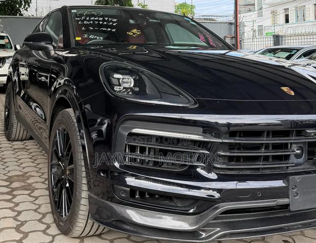 Porsche Cayenne 2021 Black