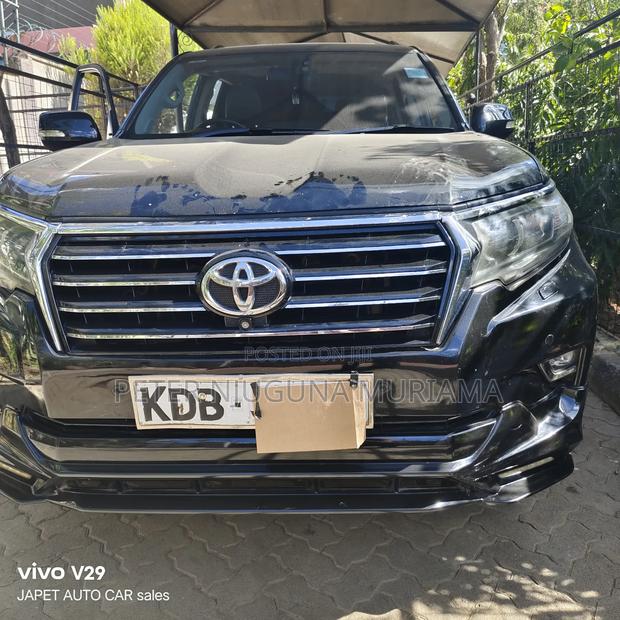 Toyota Land Cruiser Prado 2013 Black