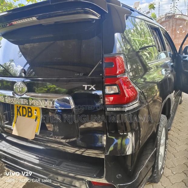 Toyota Land Cruiser Prado 2013 Black