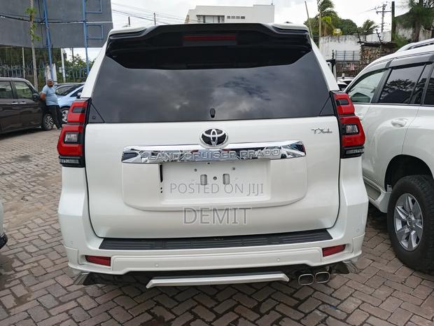 Toyota Land Cruiser Prado 2019 Pearl