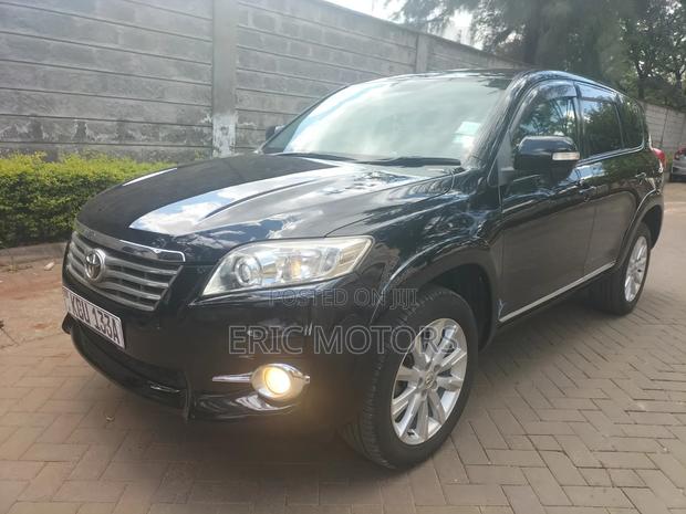 Toyota Vanguard 2012 Black