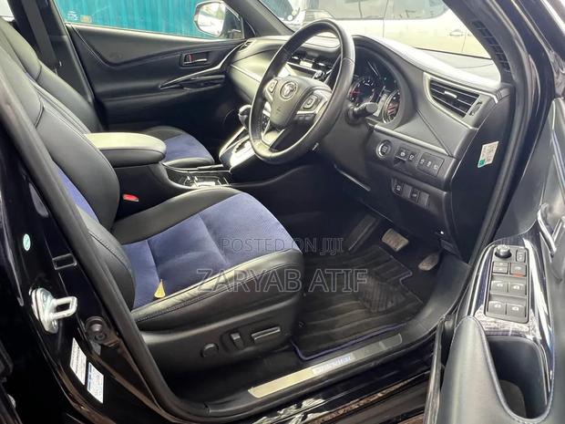 Toyota Harrier 2019 Blue