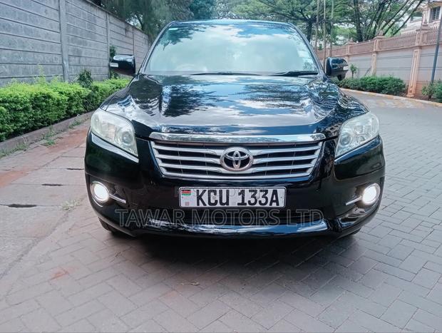 Toyota Vanguard 2012 Black