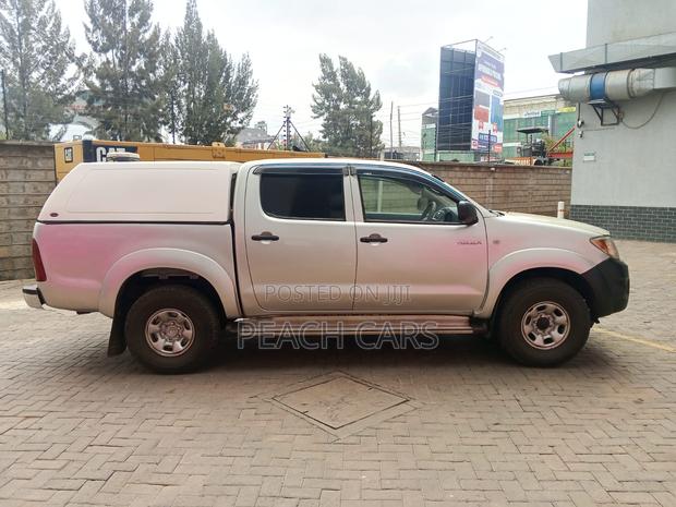 Toyota Hilux 2006 Silver