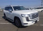 Toyota Land Cruiser LC300 2023 White for sale