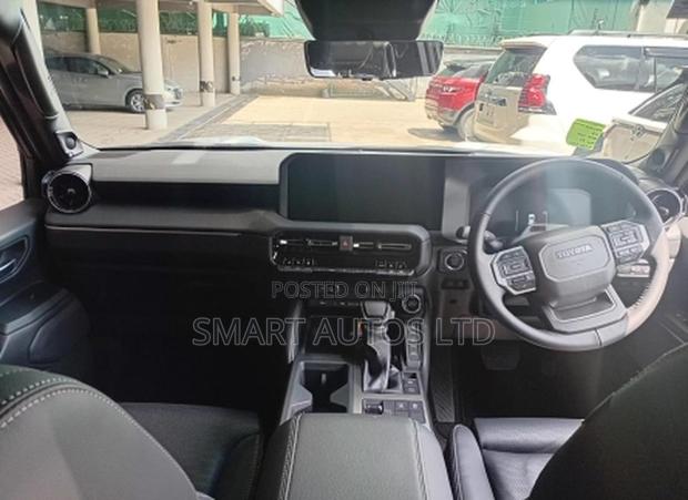 New Toyota Land Cruiser LC250 2025 White
