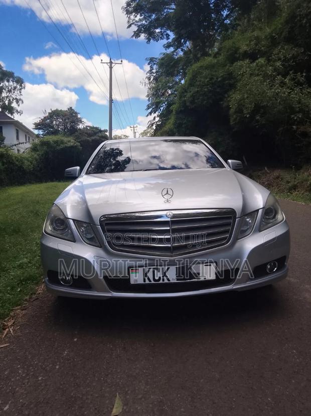 Mercedes-Benz E250 2009 Silver