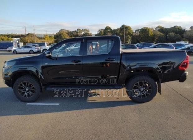Toyota Hilux Revo Double Cab Deisel 2.4 AWD 2019 Black