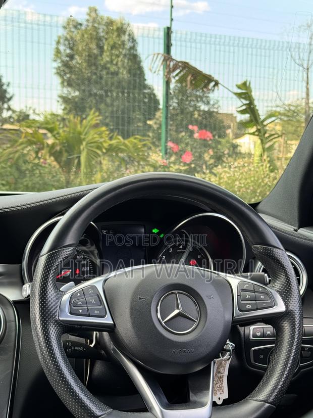 Mercedes-Benz C200 2018 White