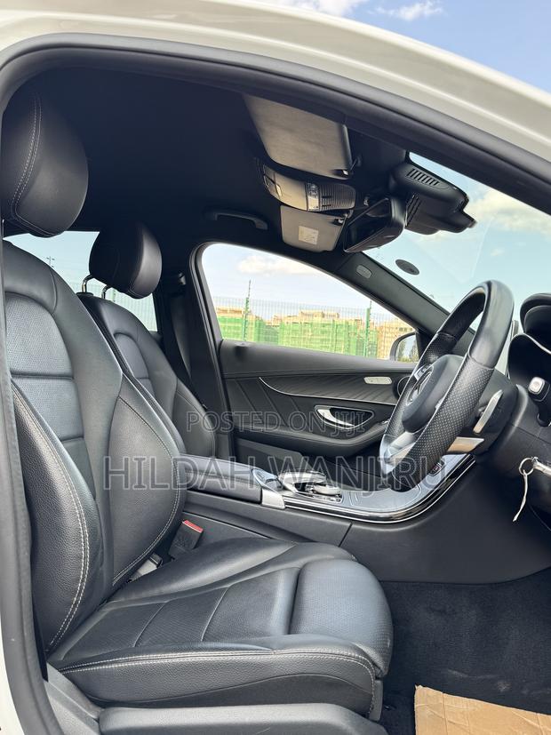 Mercedes-Benz C200 2018 White