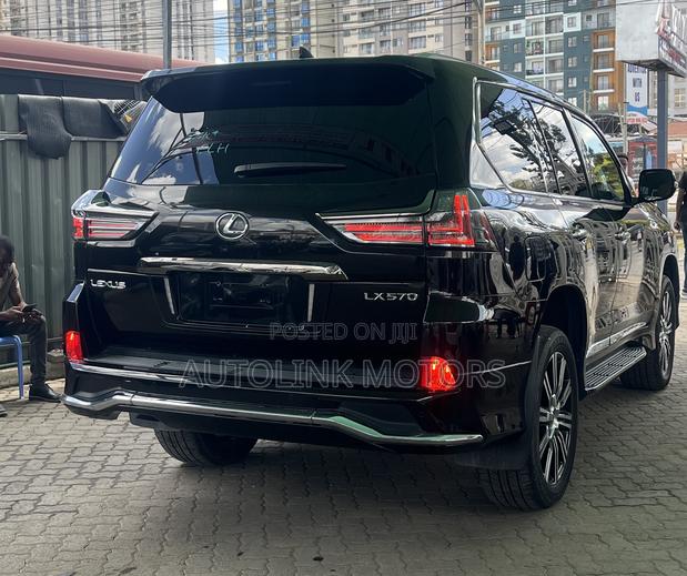 Lexus LX 570 AWD 2019 Black
