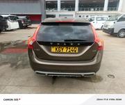 Volvo V60 2016 Gray for sale