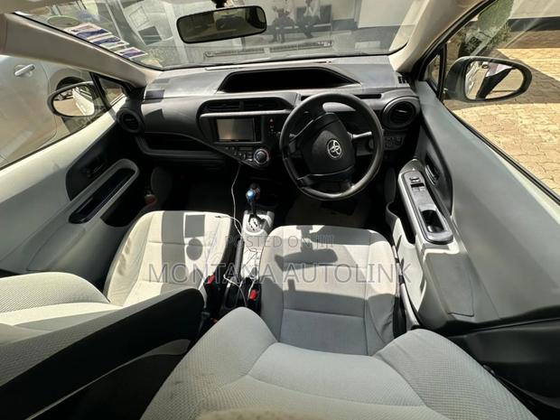 Toyota Aqua 2014 White