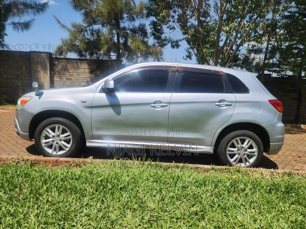 Mitsubishi RVR 2.0 2011 Silver