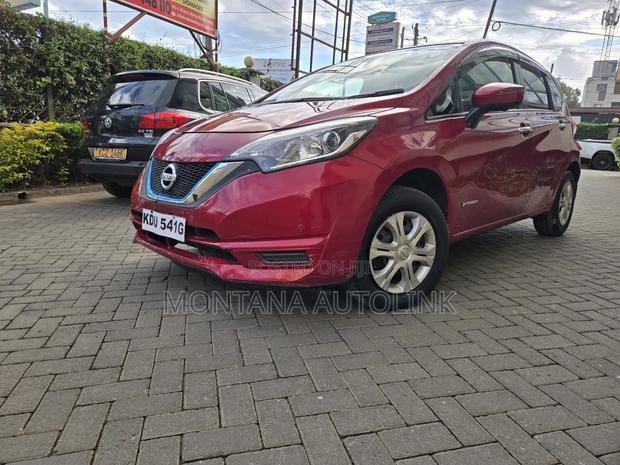 Nissan Note 1.2 Hybrid 2018 Red