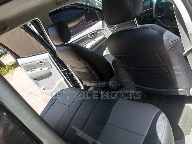 Toyota Hilux 2009 Black