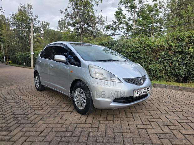 Honda Fit 2011 Silver